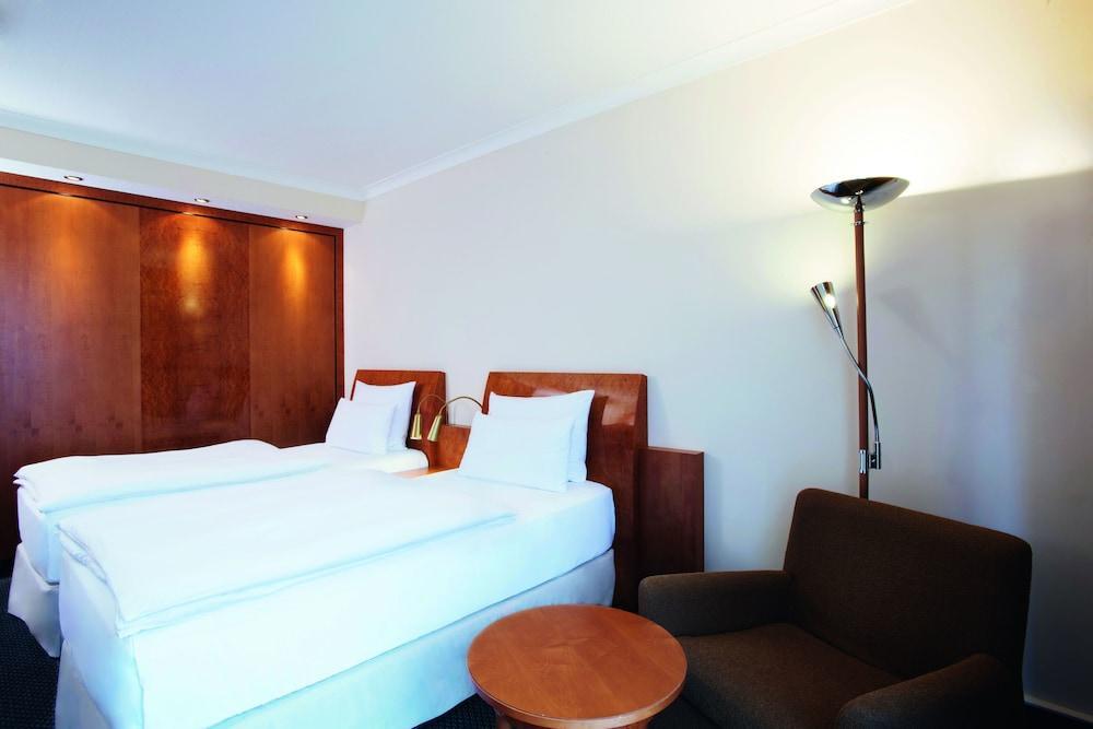 Nh Wiesbaden Ngoại thất bức ảnh
