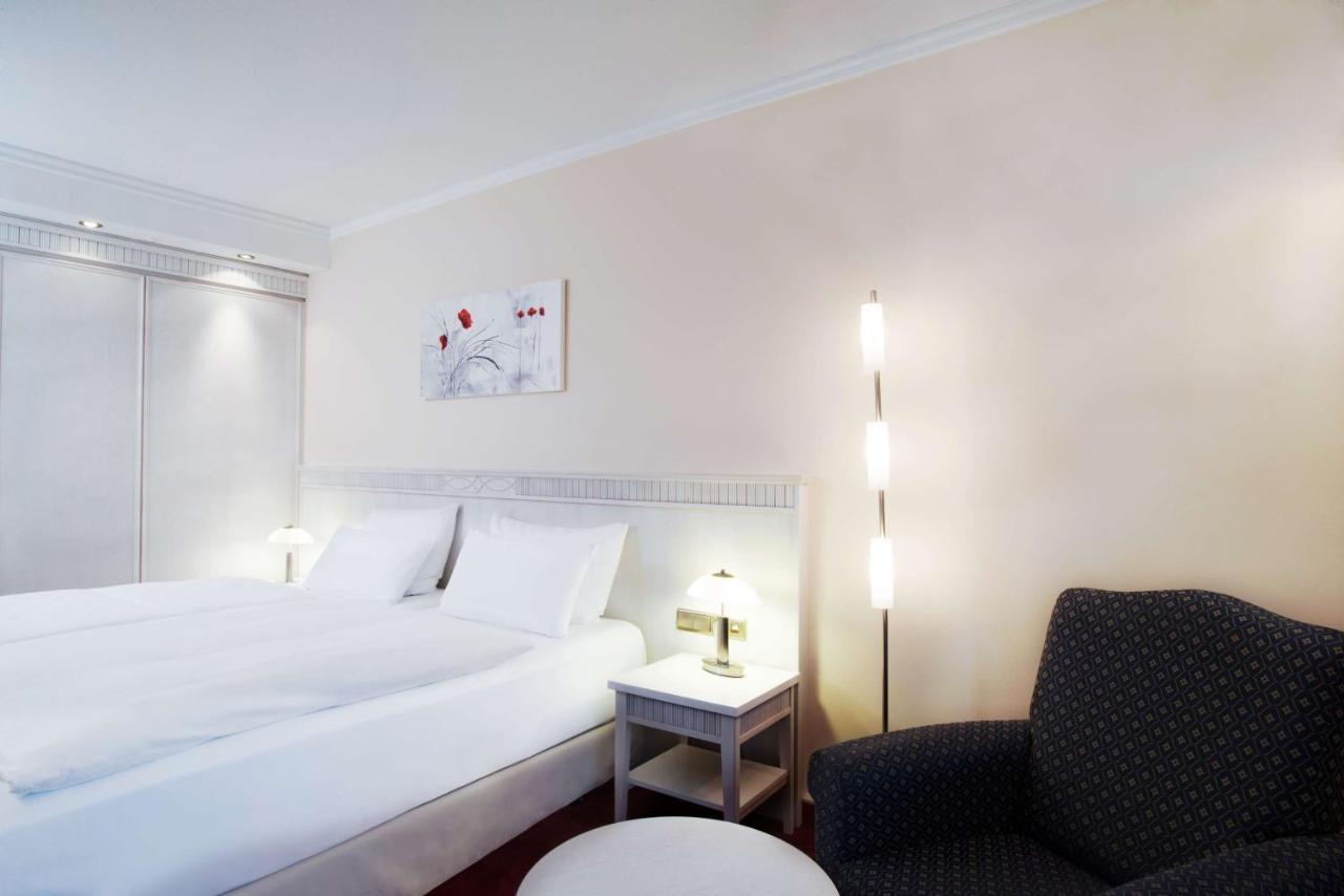 Nh Wiesbaden Ngoại thất bức ảnh